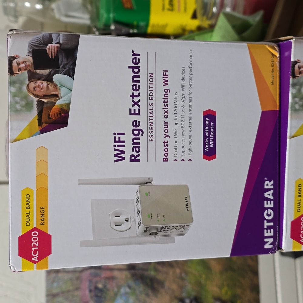 Netgear wifi range extender- 2